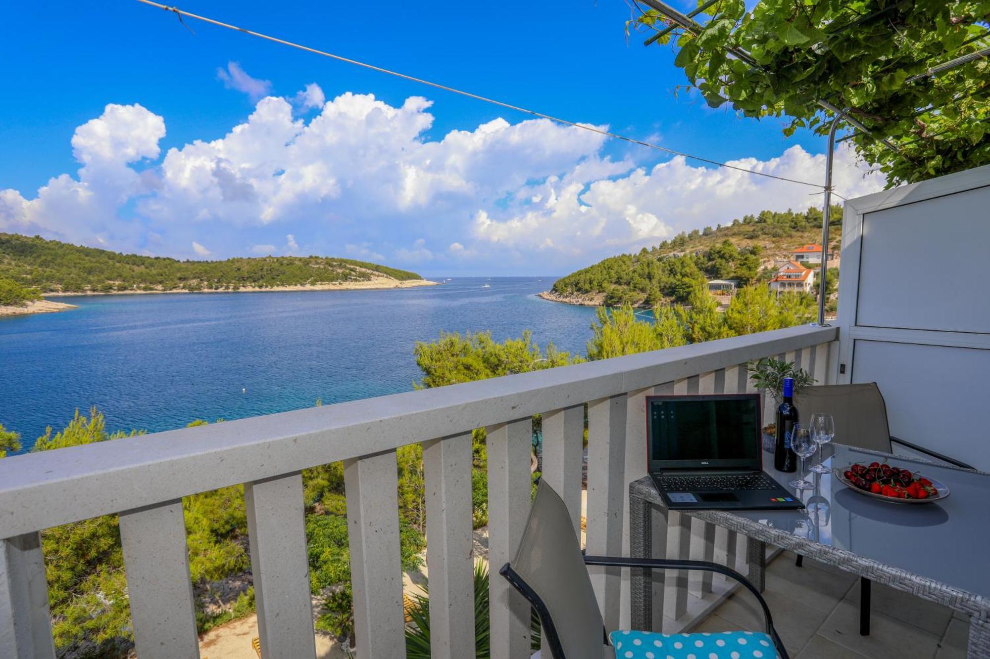 Island Breeze M - Zf Hvar 赫瓦尔 外观 照片